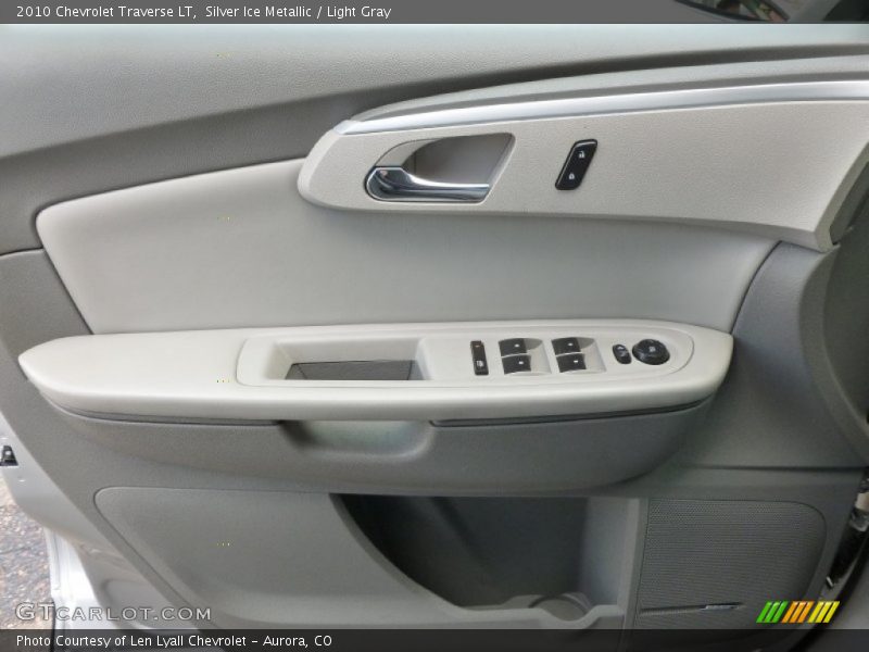Silver Ice Metallic / Light Gray 2010 Chevrolet Traverse LT