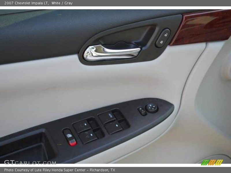 White / Gray 2007 Chevrolet Impala LT