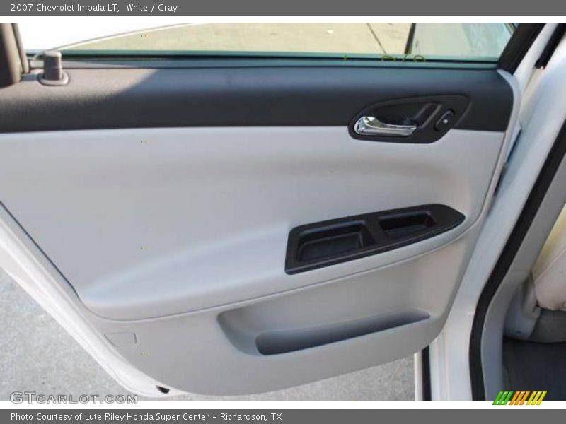 White / Gray 2007 Chevrolet Impala LT