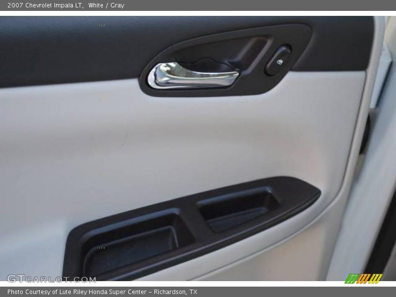 White / Gray 2007 Chevrolet Impala LT