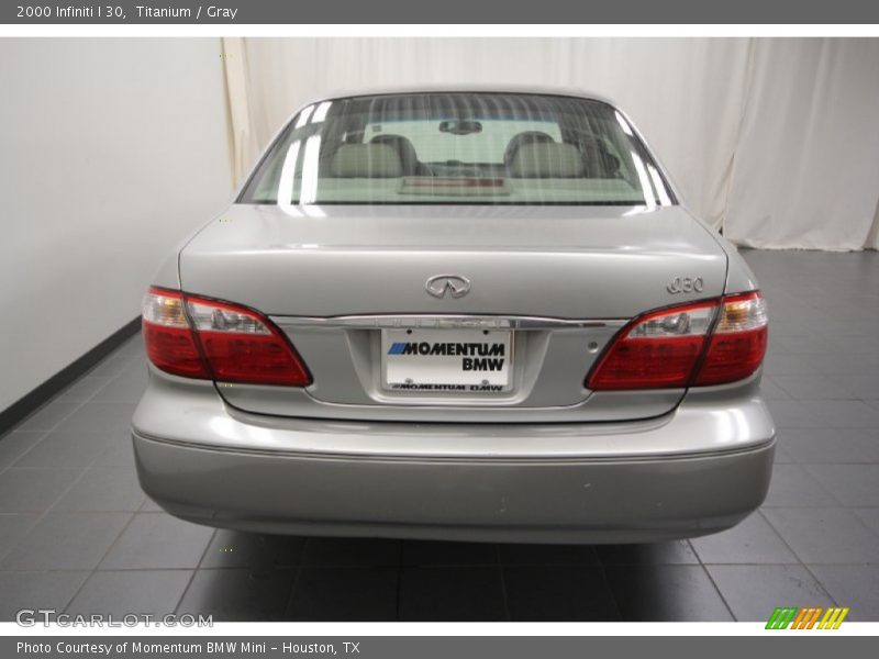 Titanium / Gray 2000 Infiniti I 30