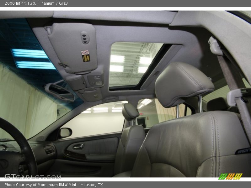 Titanium / Gray 2000 Infiniti I 30