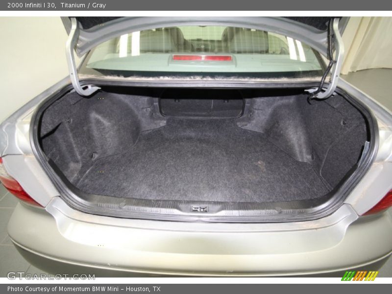 Titanium / Gray 2000 Infiniti I 30