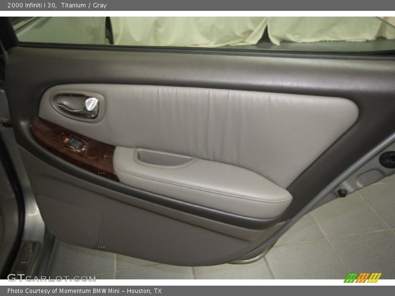 Titanium / Gray 2000 Infiniti I 30