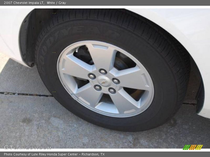 White / Gray 2007 Chevrolet Impala LT
