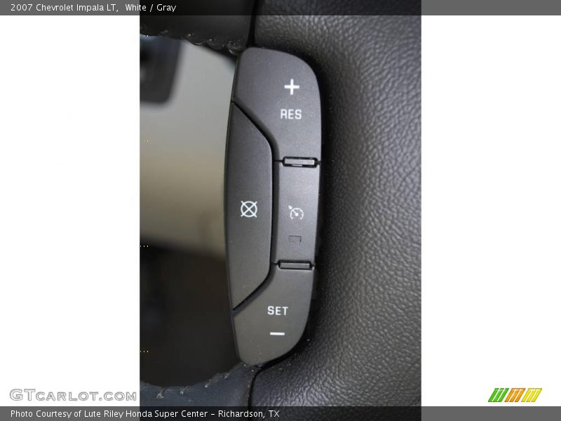 White / Gray 2007 Chevrolet Impala LT
