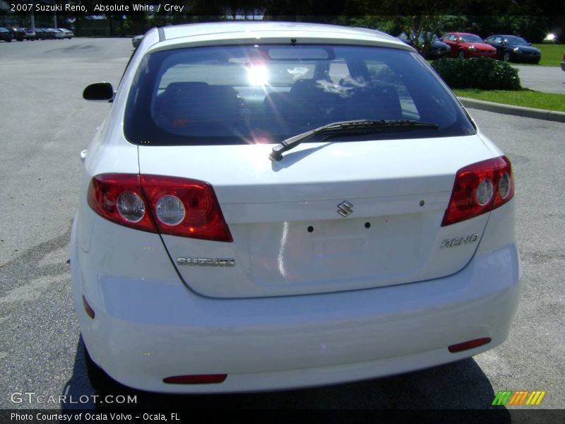 Absolute White / Grey 2007 Suzuki Reno