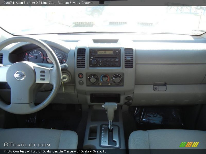 Radiant Silver / Graphite 2007 Nissan Frontier XE King Cab