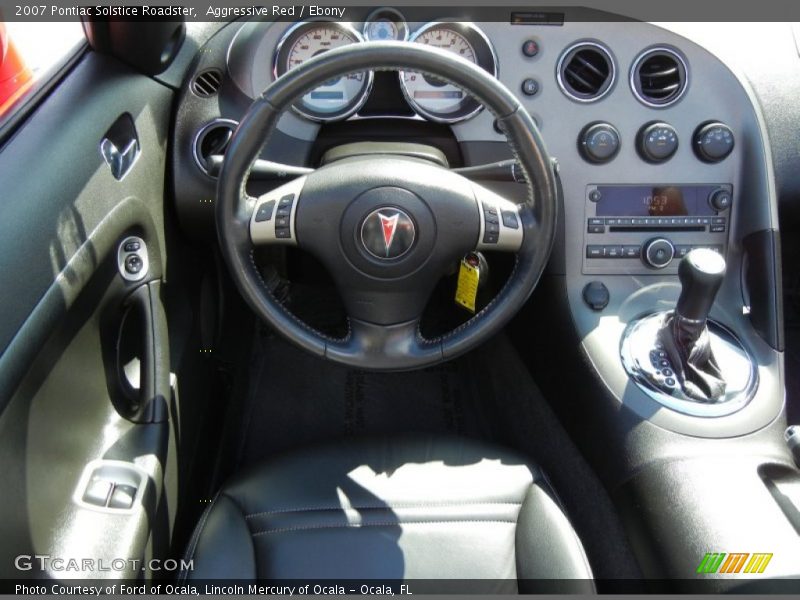 Dashboard of 2007 Solstice Roadster