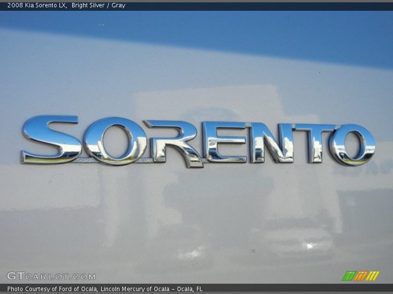 Bright Silver / Gray 2008 Kia Sorento LX