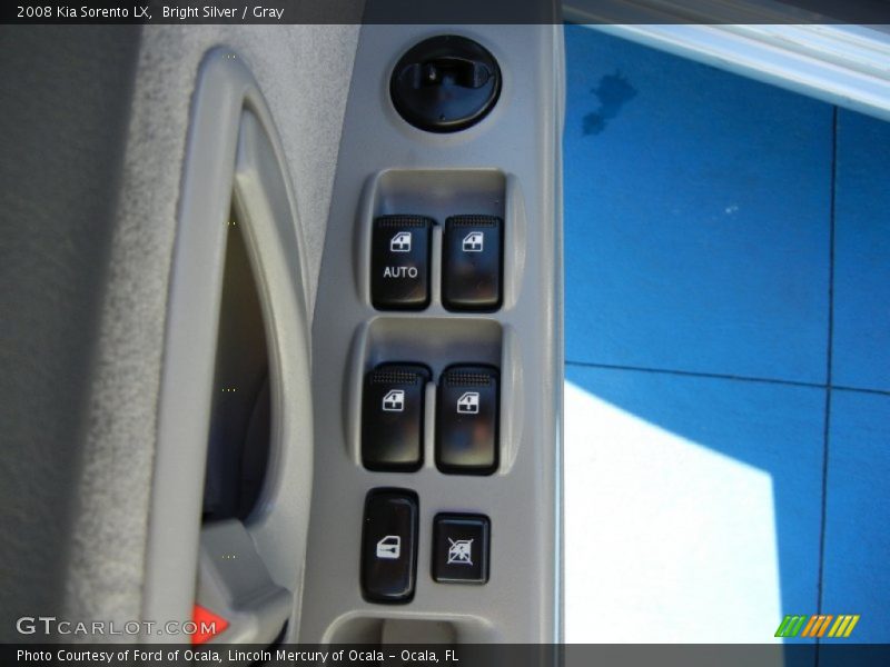 Bright Silver / Gray 2008 Kia Sorento LX