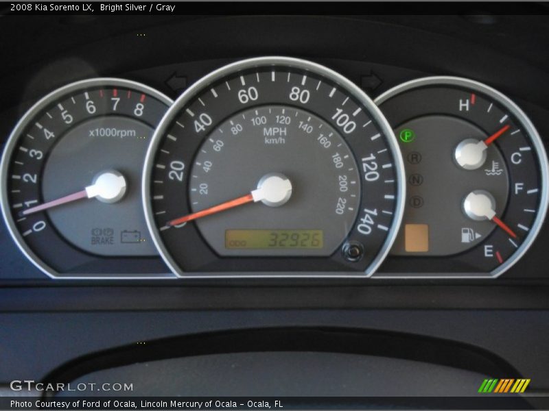 Bright Silver / Gray 2008 Kia Sorento LX