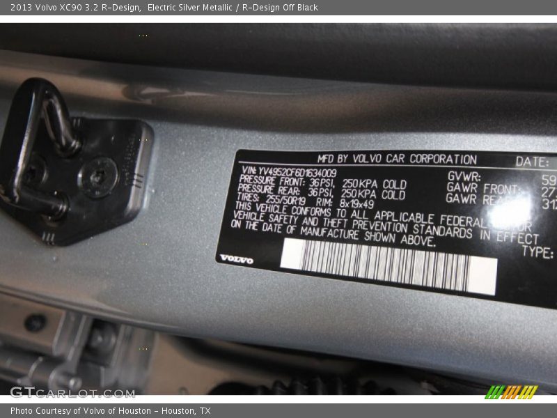 Electric Silver Metallic / R-Design Off Black 2013 Volvo XC90 3.2 R-Design