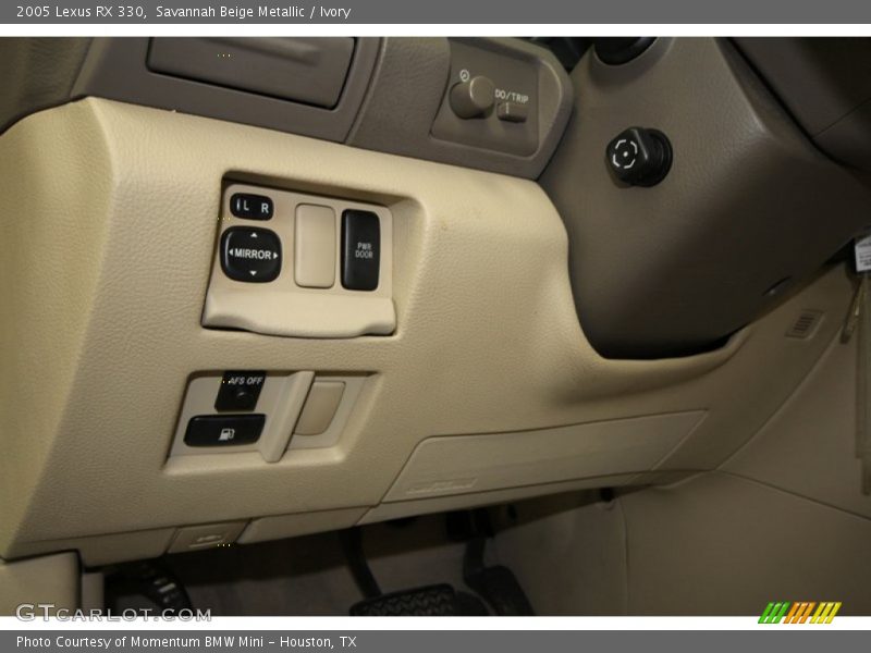 Savannah Beige Metallic / Ivory 2005 Lexus RX 330