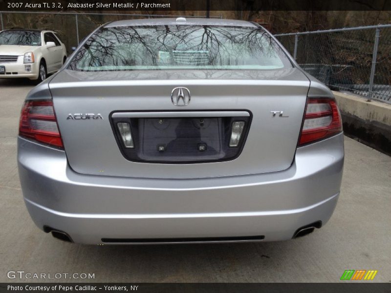Alabaster Silver Metallic / Parchment 2007 Acura TL 3.2