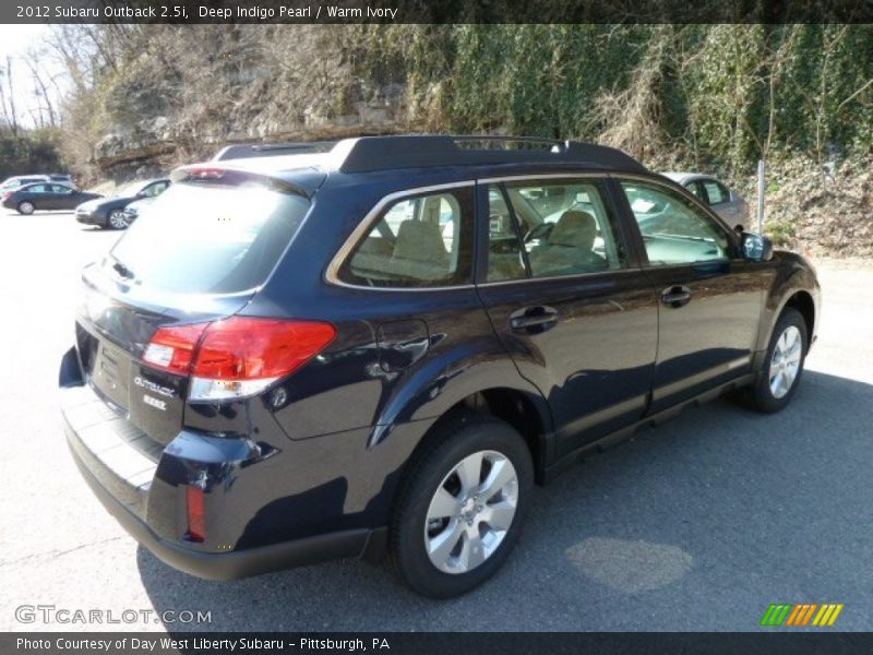 Deep Indigo Pearl / Warm Ivory 2012 Subaru Outback 2.5i