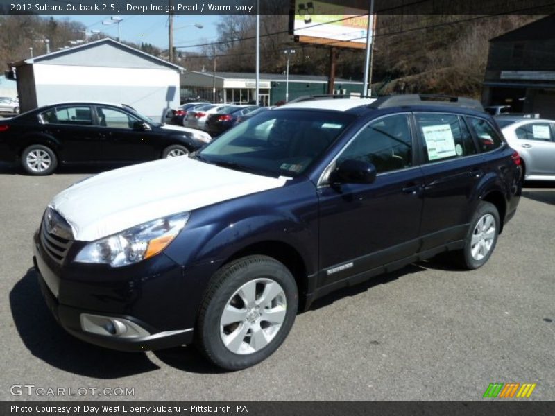 Deep Indigo Pearl / Warm Ivory 2012 Subaru Outback 2.5i