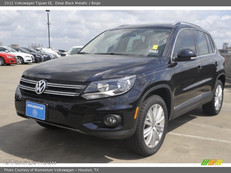 Deep Black Metallic / Beige 2012 Volkswagen Tiguan SE