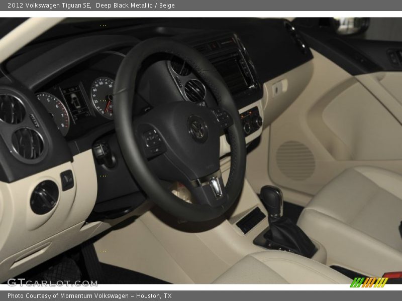 Deep Black Metallic / Beige 2012 Volkswagen Tiguan SE