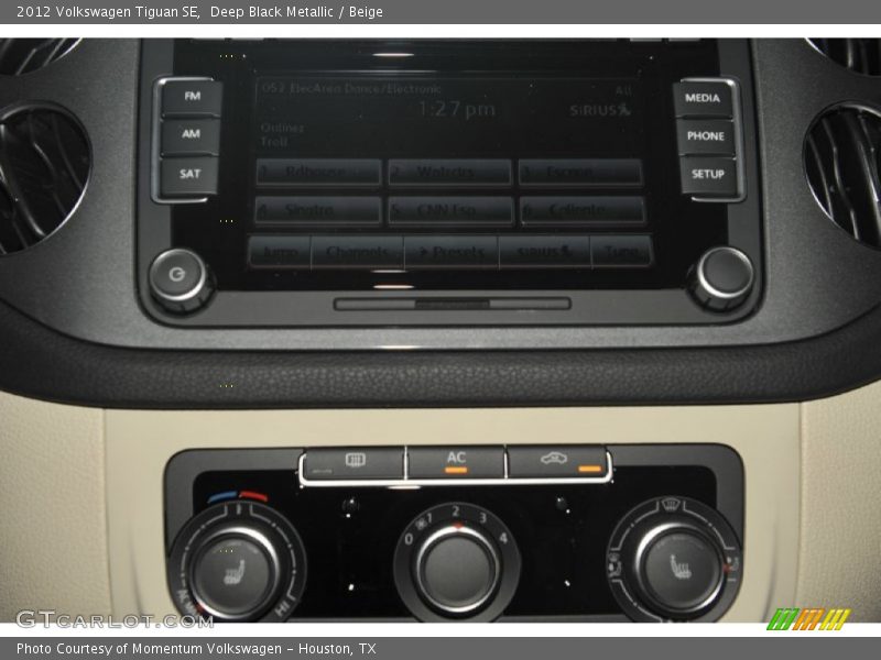 Deep Black Metallic / Beige 2012 Volkswagen Tiguan SE