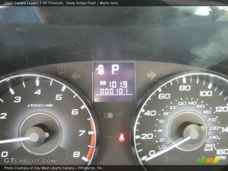 Deep Indigo Pearl / Warm Ivory 2012 Subaru Legacy 3.6R Premium