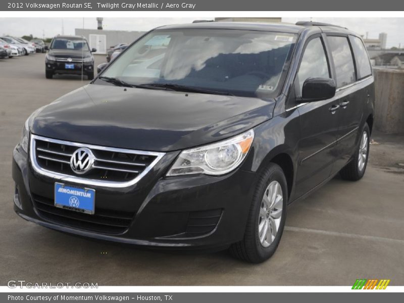 Twilight Gray Metallic / Aero Gray 2012 Volkswagen Routan SE
