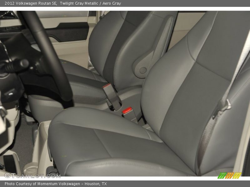Twilight Gray Metallic / Aero Gray 2012 Volkswagen Routan SE