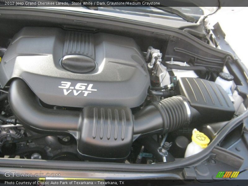 Stone White / Dark Graystone/Medium Graystone 2012 Jeep Grand Cherokee Laredo