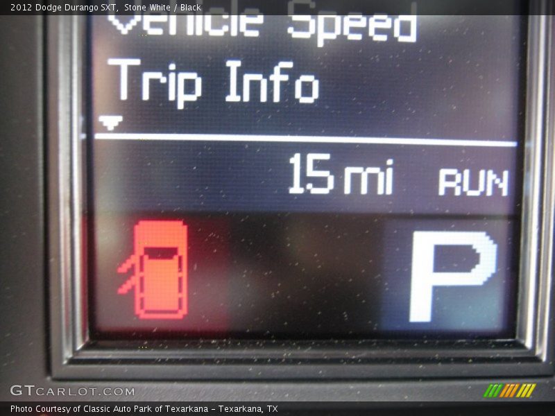 Stone White / Black 2012 Dodge Durango SXT