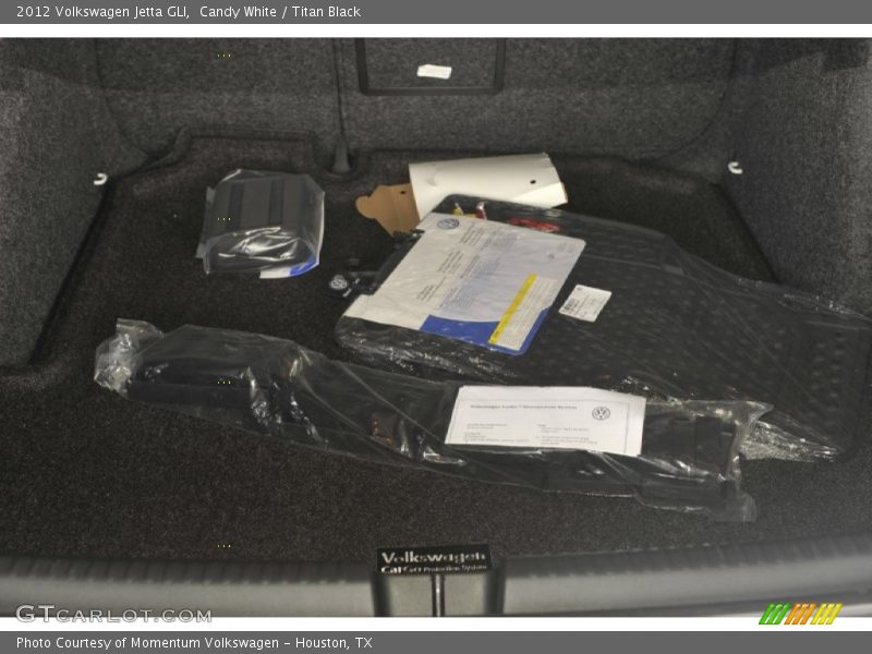 Candy White / Titan Black 2012 Volkswagen Jetta GLI