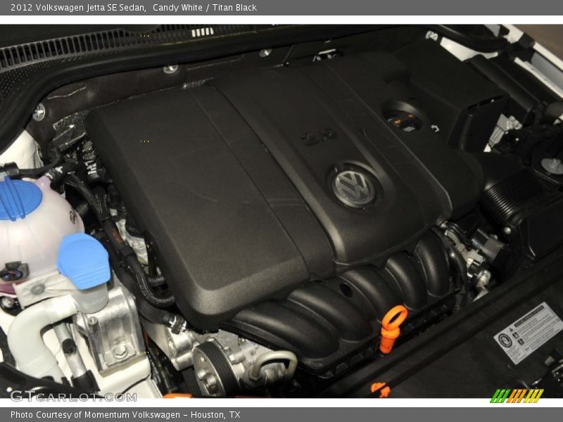 Candy White / Titan Black 2012 Volkswagen Jetta SE Sedan