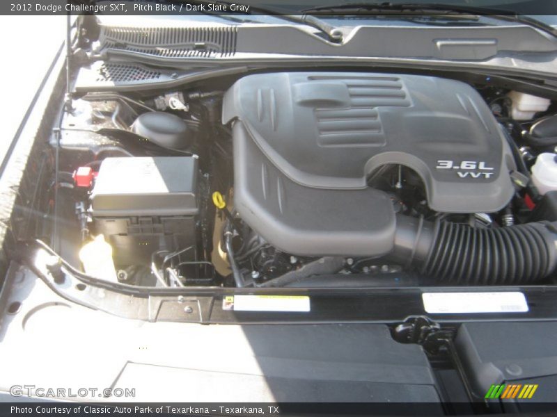 Pitch Black / Dark Slate Gray 2012 Dodge Challenger SXT