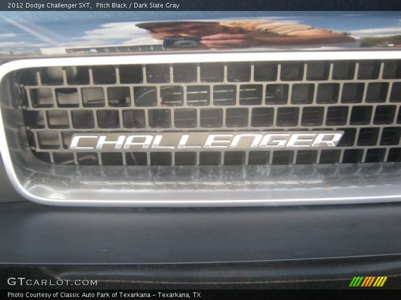 Pitch Black / Dark Slate Gray 2012 Dodge Challenger SXT