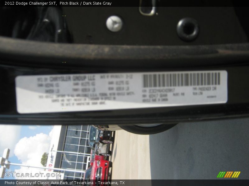 Pitch Black / Dark Slate Gray 2012 Dodge Challenger SXT