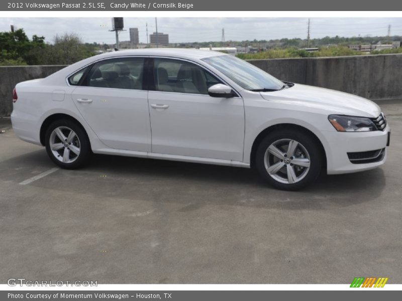 Candy White / Cornsilk Beige 2012 Volkswagen Passat 2.5L SE