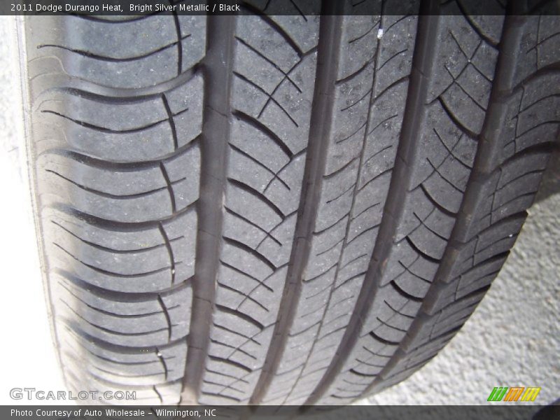 Bright Silver Metallic / Black 2011 Dodge Durango Heat