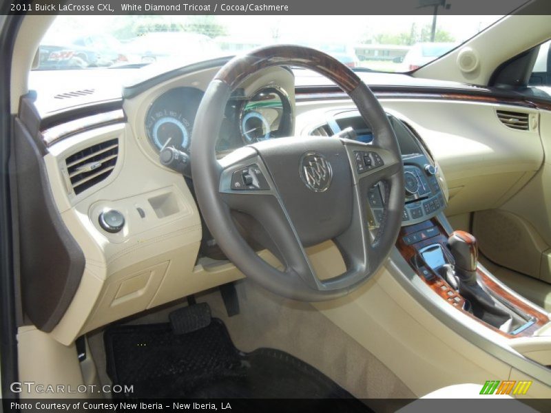 White Diamond Tricoat / Cocoa/Cashmere 2011 Buick LaCrosse CXL