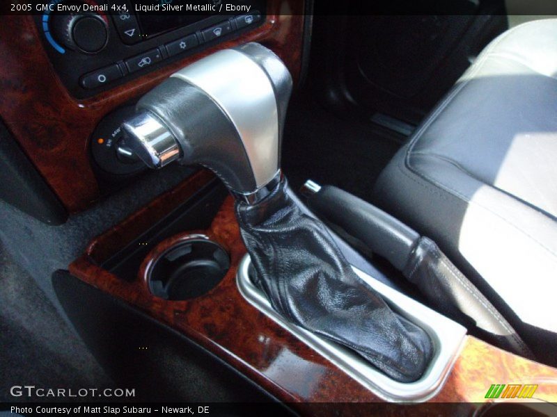 Liquid Silver Metallic / Ebony 2005 GMC Envoy Denali 4x4