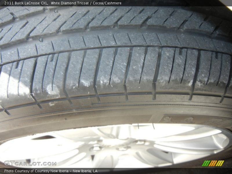 White Diamond Tricoat / Cocoa/Cashmere 2011 Buick LaCrosse CXL