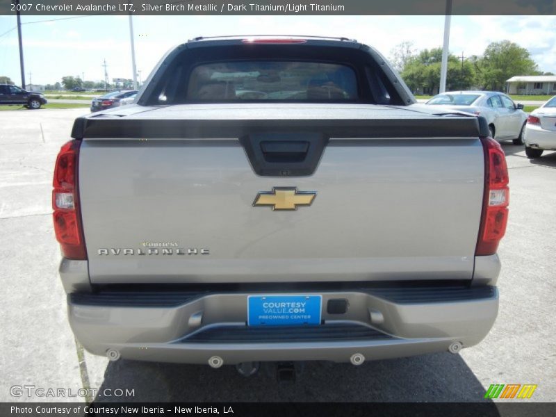 Silver Birch Metallic / Dark Titanium/Light Titanium 2007 Chevrolet Avalanche LTZ