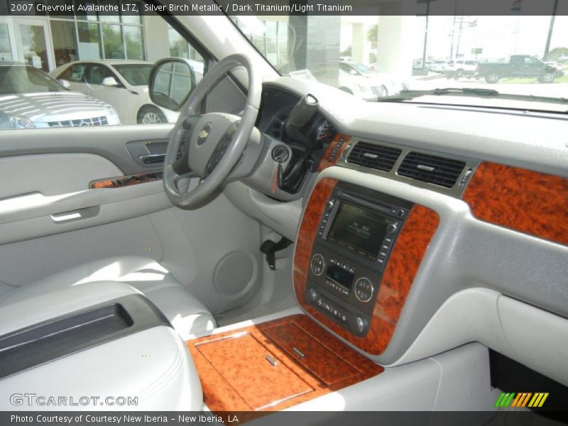 Silver Birch Metallic / Dark Titanium/Light Titanium 2007 Chevrolet Avalanche LTZ
