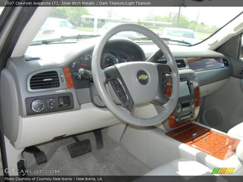 Silver Birch Metallic / Dark Titanium/Light Titanium 2007 Chevrolet Avalanche LTZ