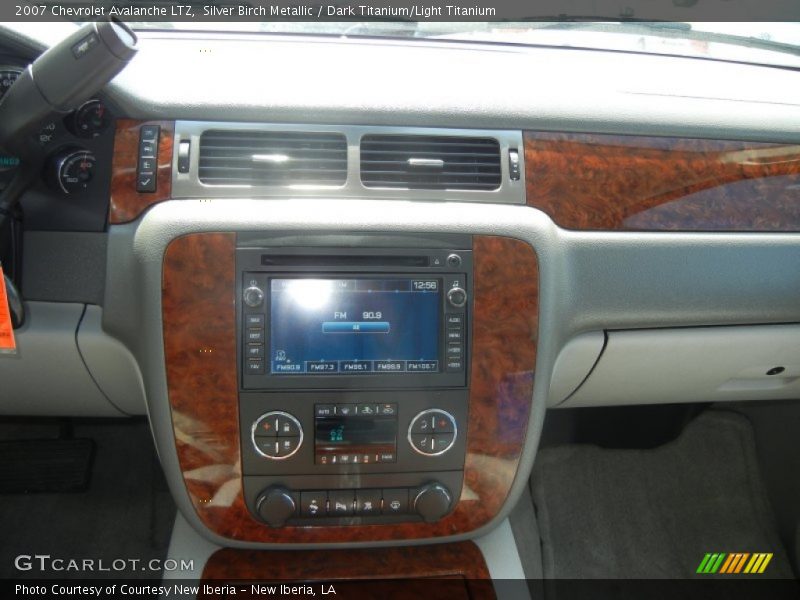 Silver Birch Metallic / Dark Titanium/Light Titanium 2007 Chevrolet Avalanche LTZ