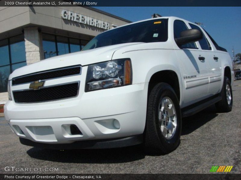 Summit White / Ebony 2009 Chevrolet Avalanche LS