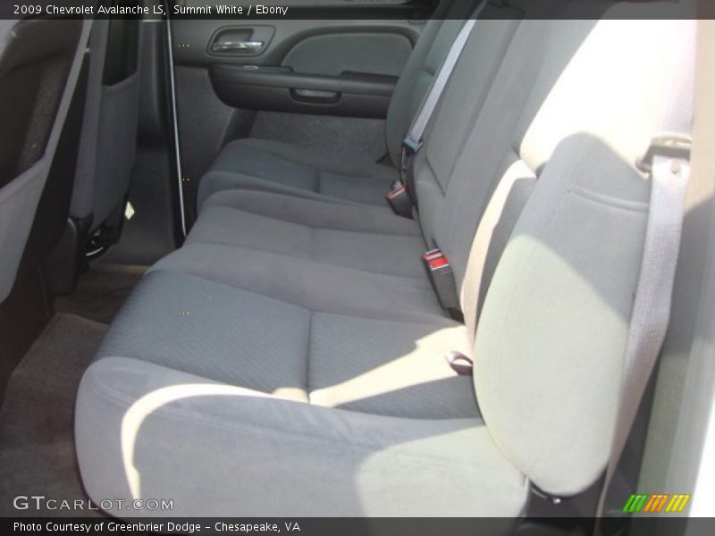 Summit White / Ebony 2009 Chevrolet Avalanche LS