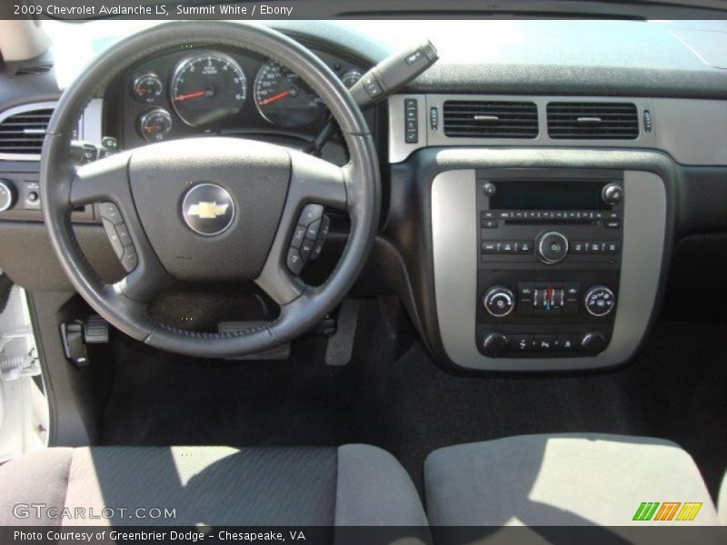 Summit White / Ebony 2009 Chevrolet Avalanche LS