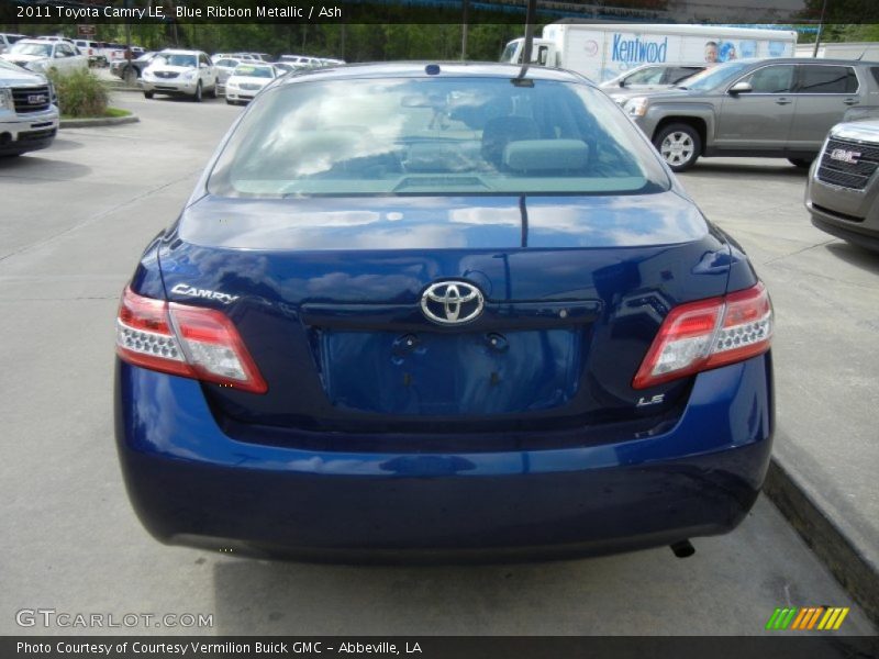 Blue Ribbon Metallic / Ash 2011 Toyota Camry LE