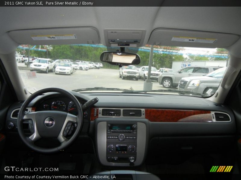 Pure Silver Metallic / Ebony 2011 GMC Yukon SLE