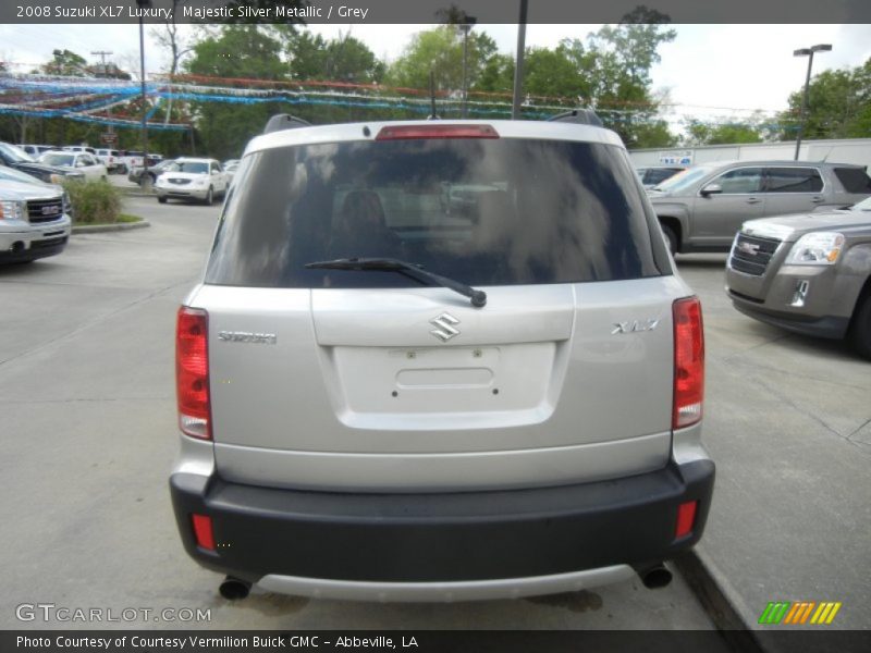 Majestic Silver Metallic / Grey 2008 Suzuki XL7 Luxury