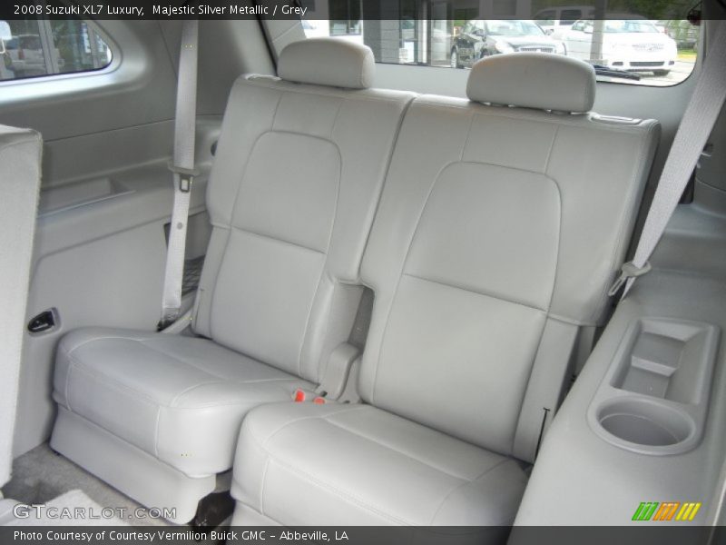 Majestic Silver Metallic / Grey 2008 Suzuki XL7 Luxury